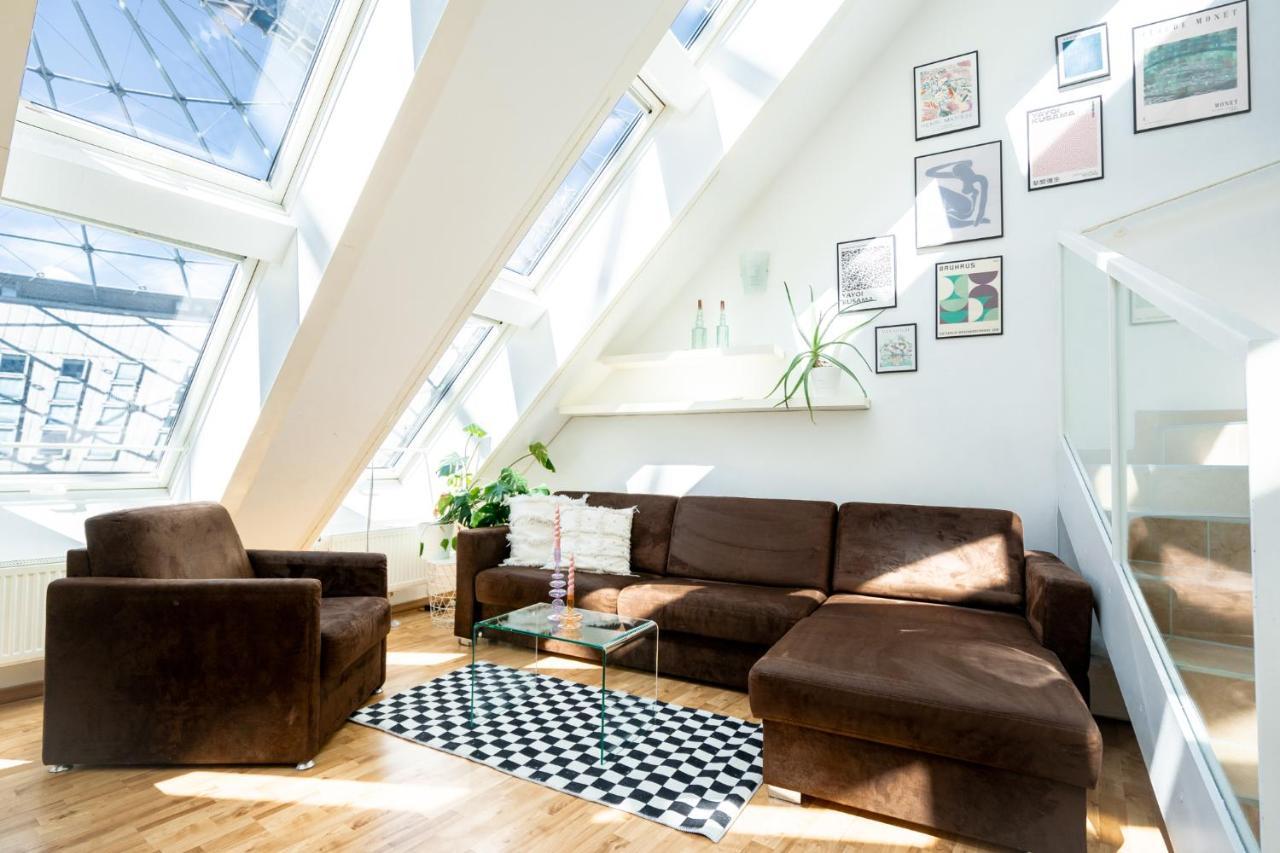 Unique Maisonette Apartment Gasometer 12Th Floor ウィーン エクステリア 写真